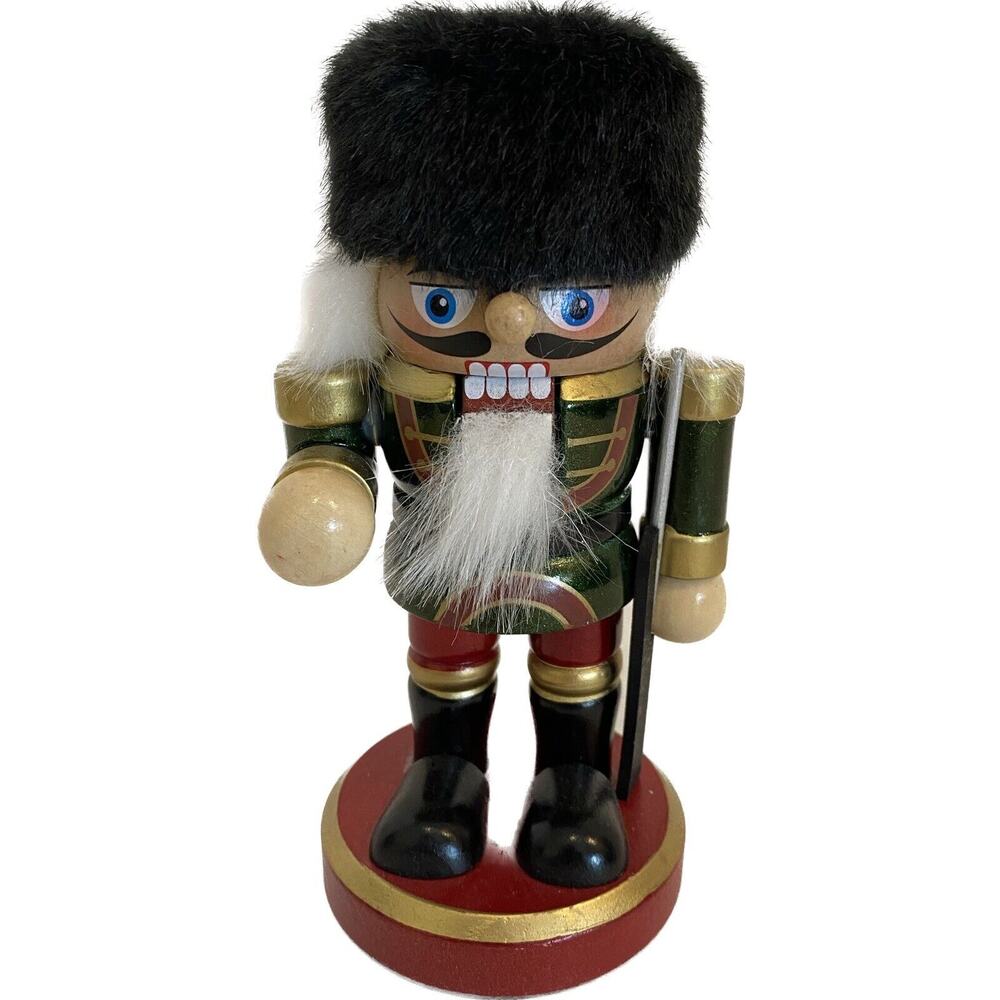Nutcracker Soldier With Rifle 6.5‎ Inches